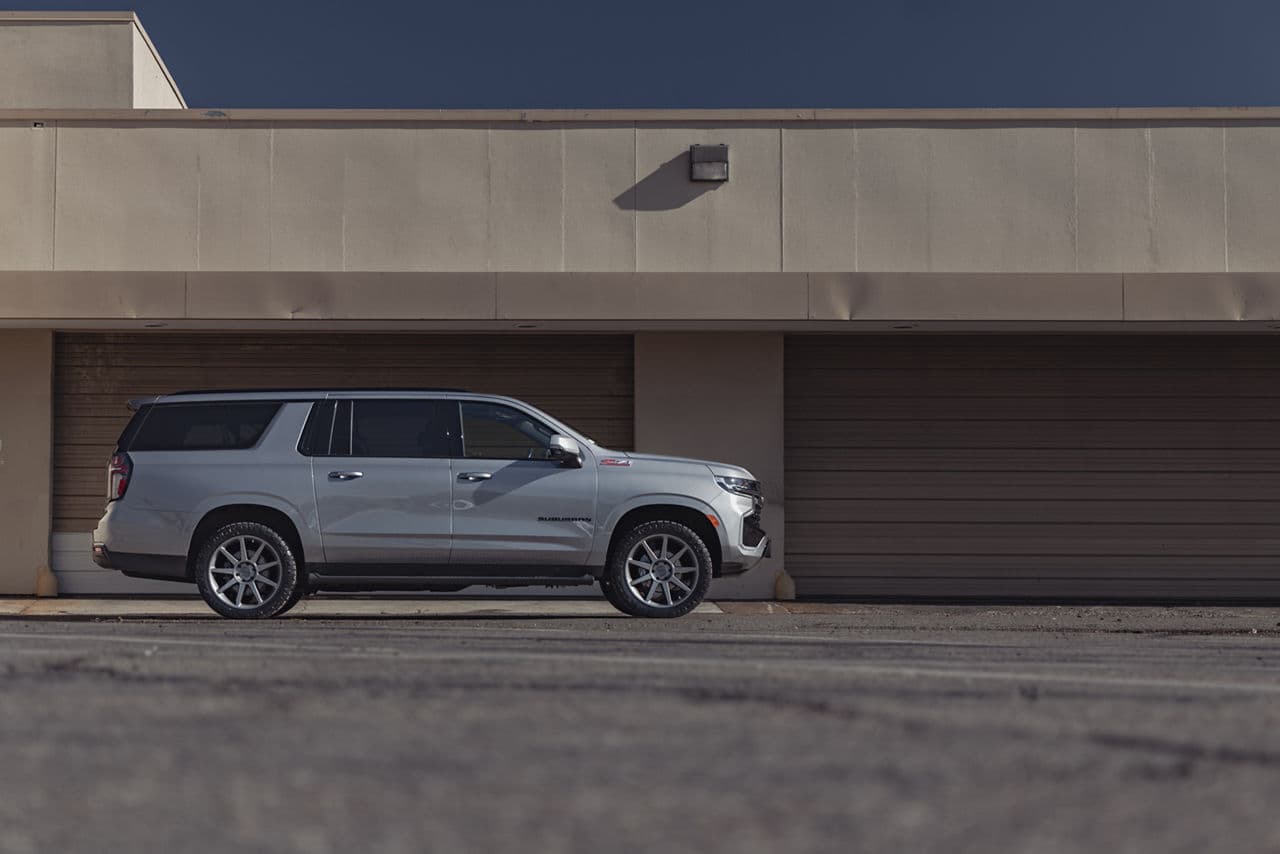 Side profile of 2022 Chevrolet Suburban with wheels