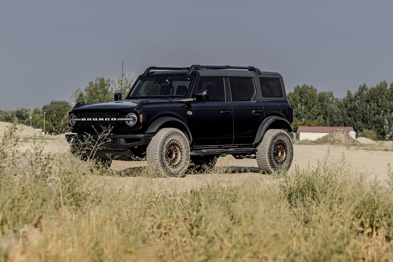 Detail view of 2022 Ford Bronco with wheels
