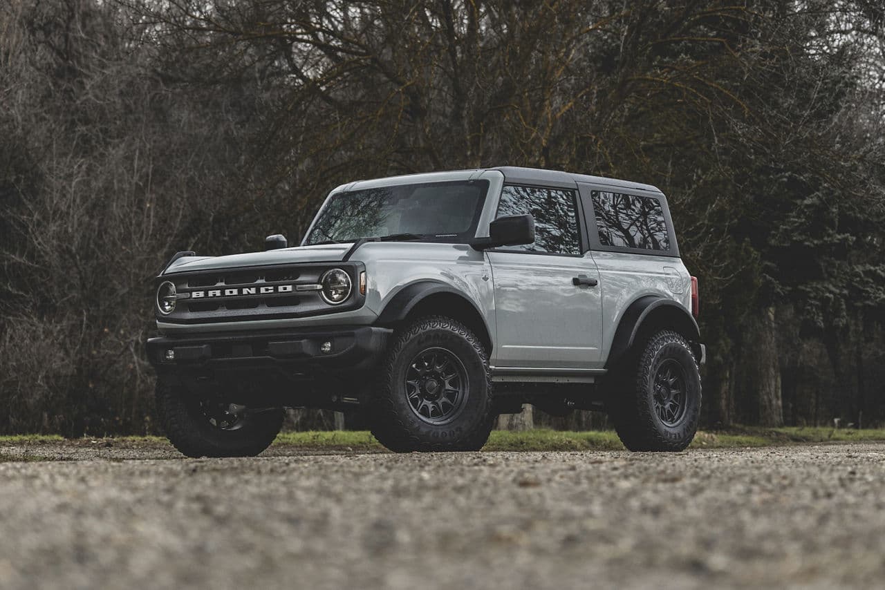 Detail view of 2022 Ford Bronco with wheels