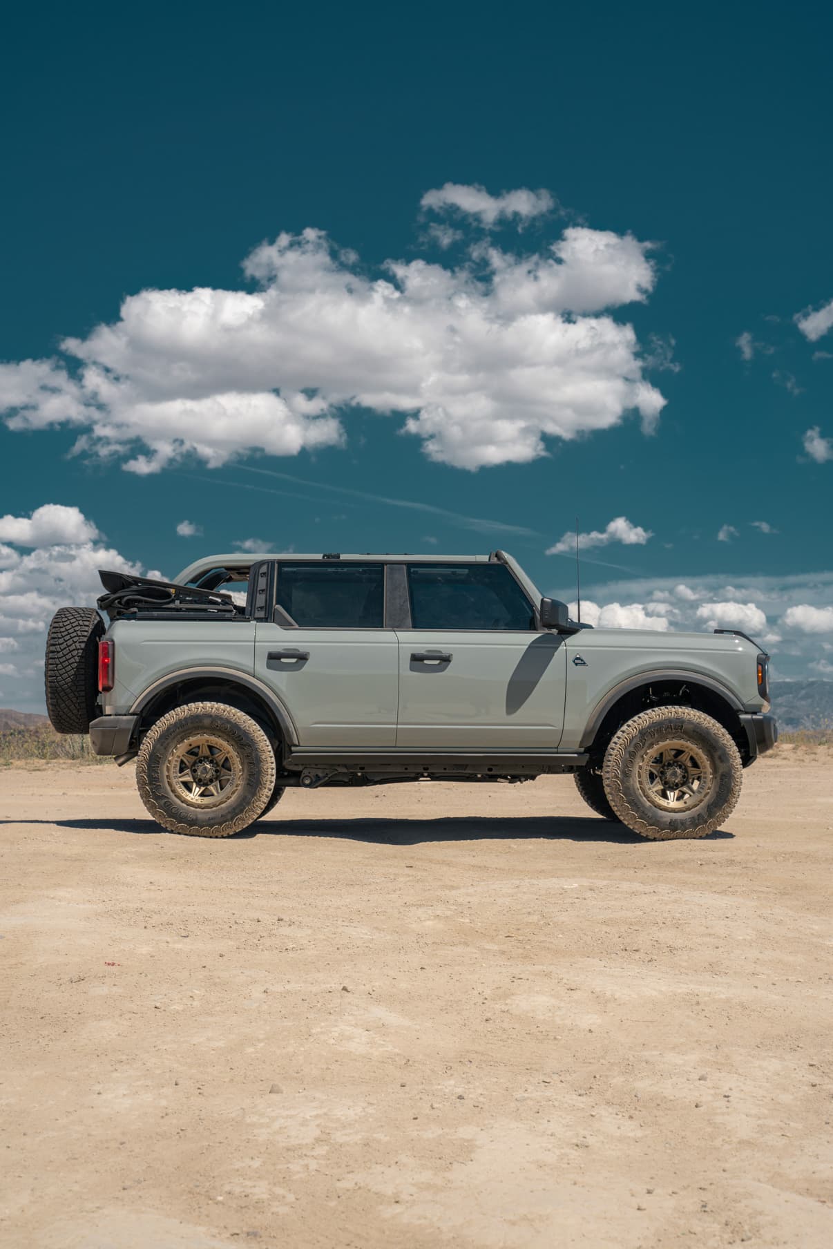 2022 Ford Bronco — wheels, rear view
