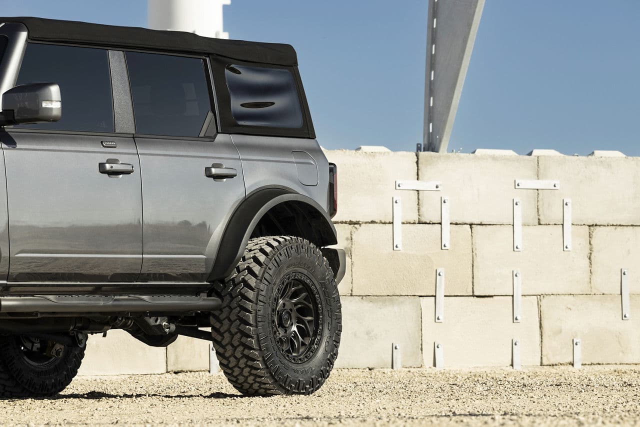 Side profile of 2022 Ford Bronco with wheels