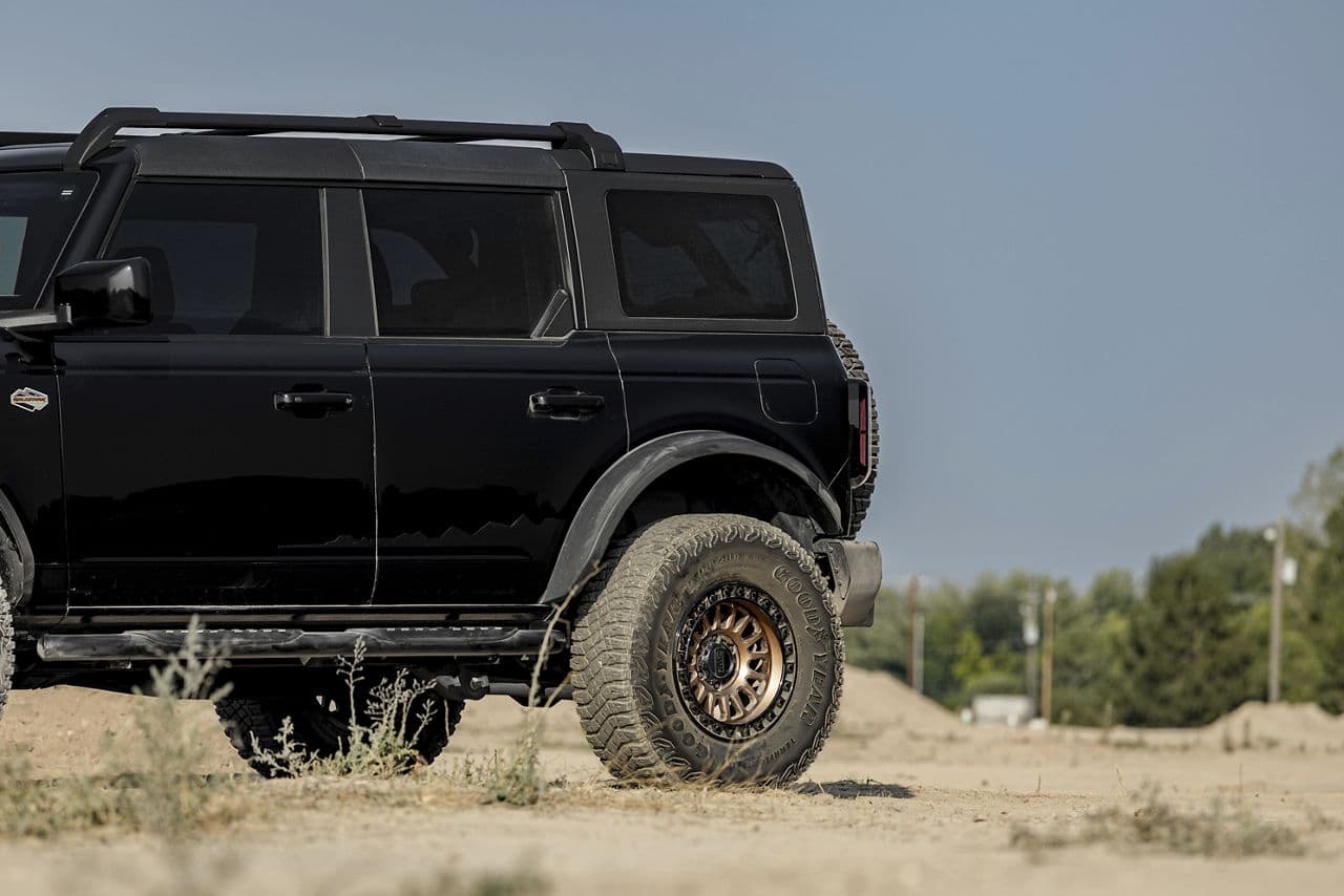 Side profile of 2022 Ford Bronco with wheels
