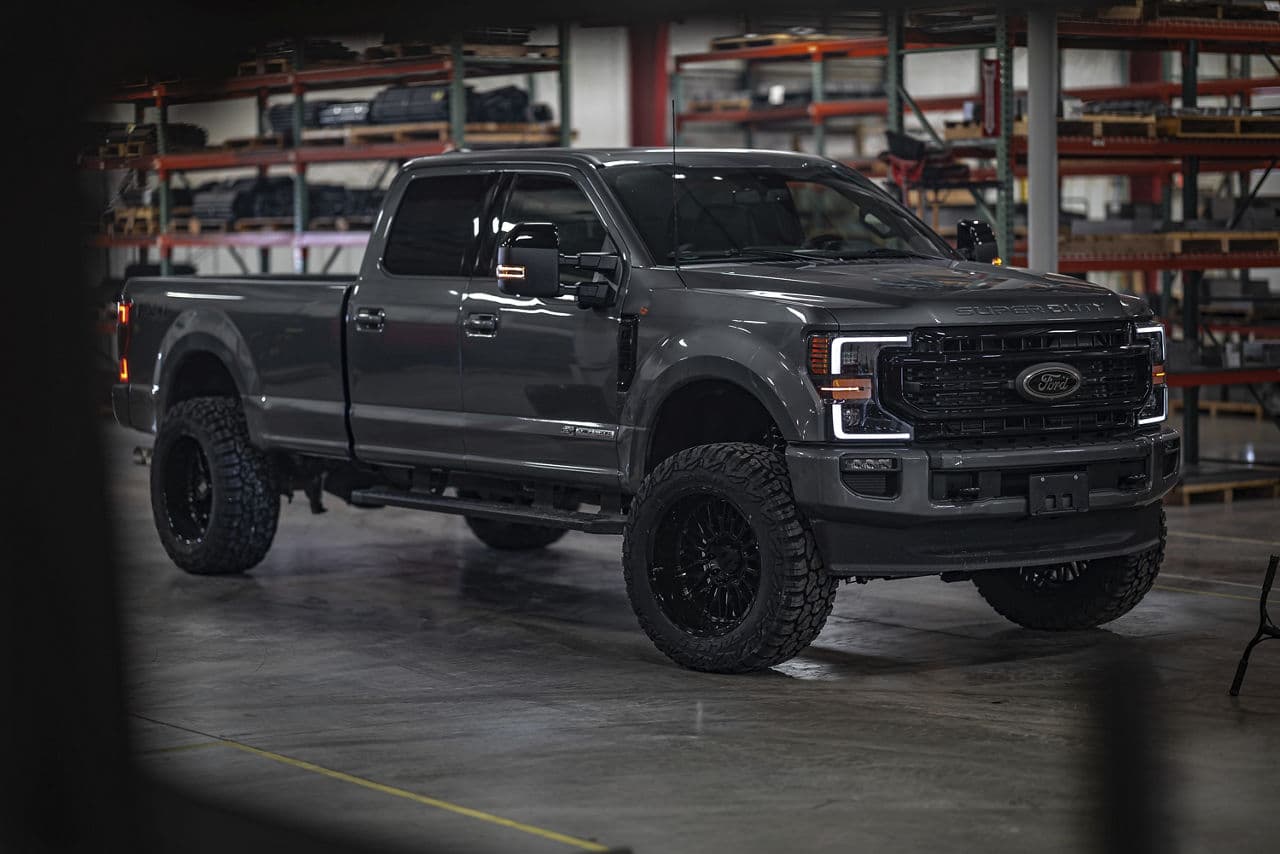 Front view of 2022 Ford F250 with truck suv wheels