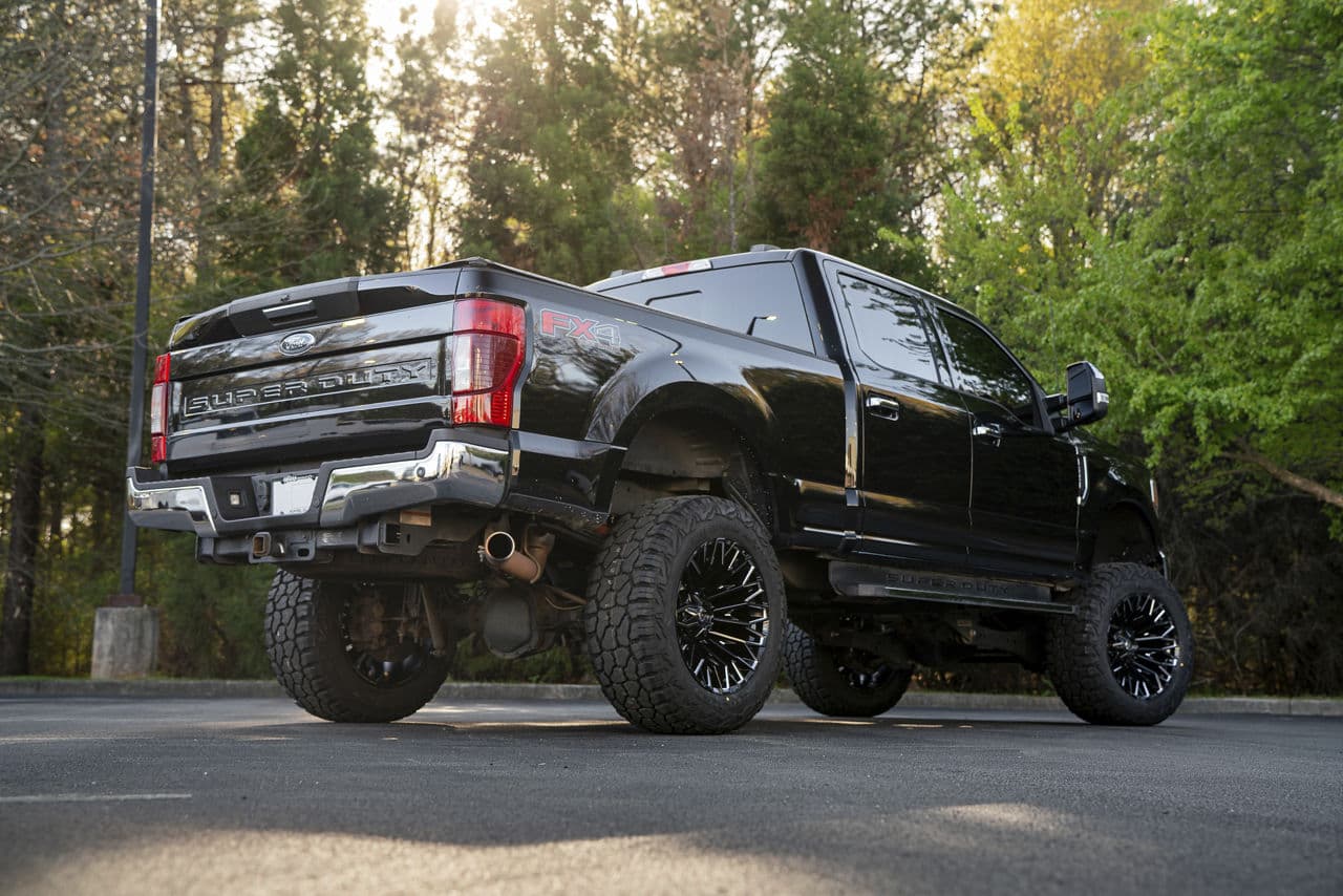 Side profile of 2022 Ford F250 with truck suv wheels