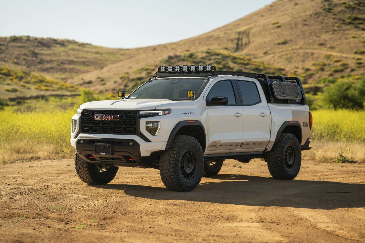 Front view of 2022 GMC Canyon with truck suv wheels