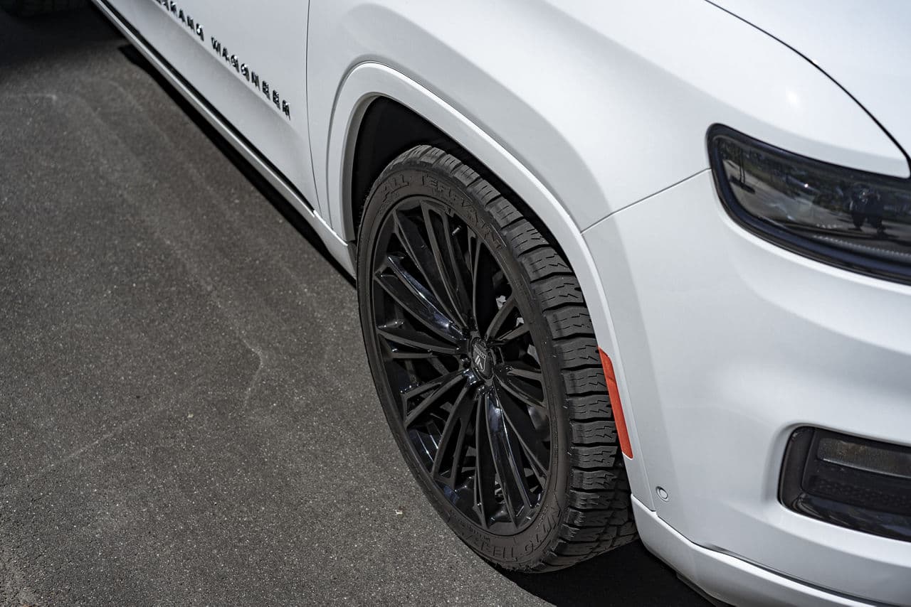 Rear view of 2022 Jeep Wagoneer with truck suv wheels