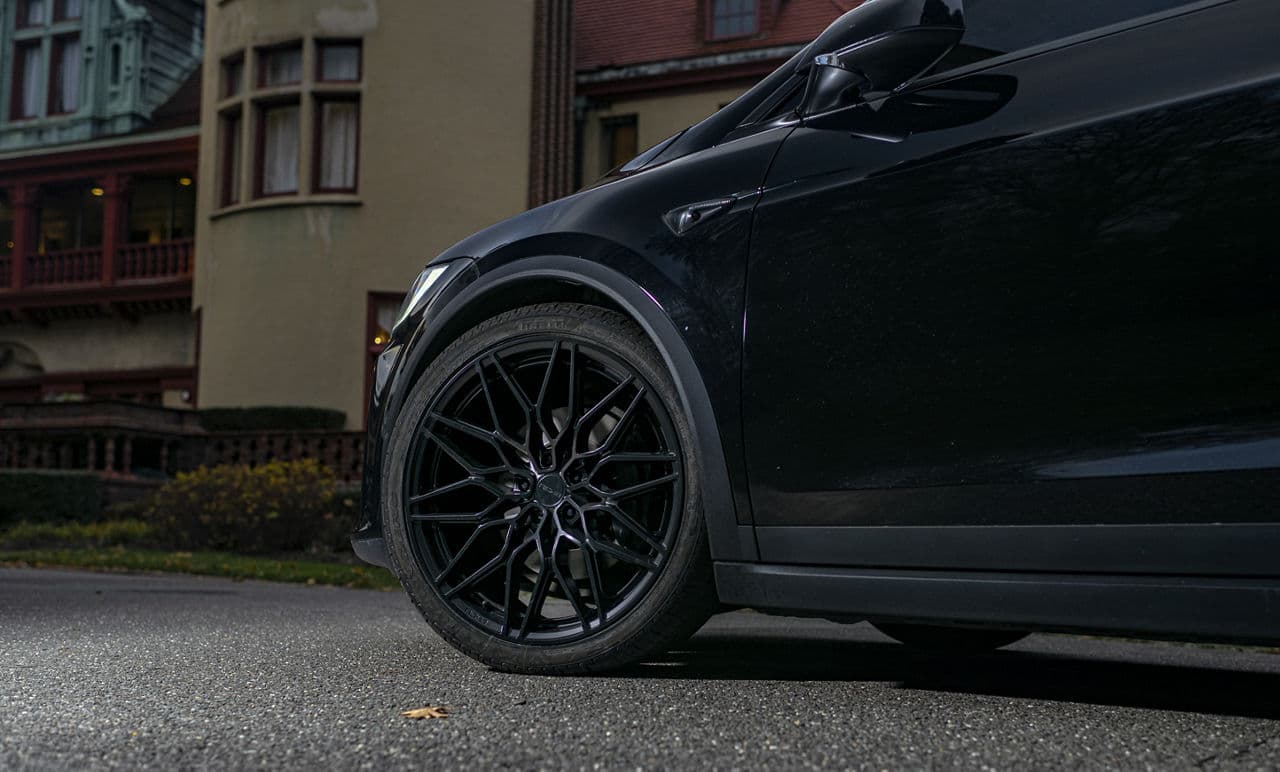 Rear view of 2022 Tesla Model X with wheels