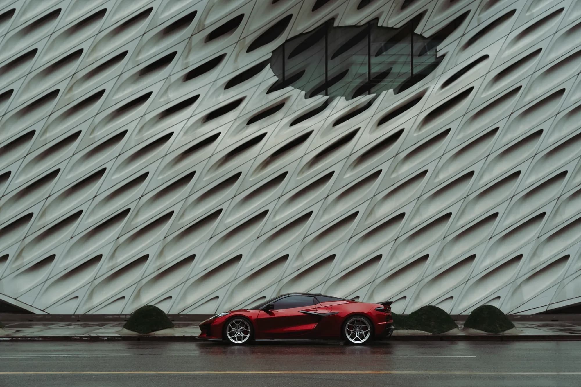2025 Chevrolet Corvette C8 Z06 — wheels, side profile
